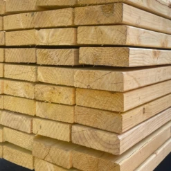 Bois D'ossature - Sapin/Epicéa - Rabotés Et Angles Cassés - Classe 2